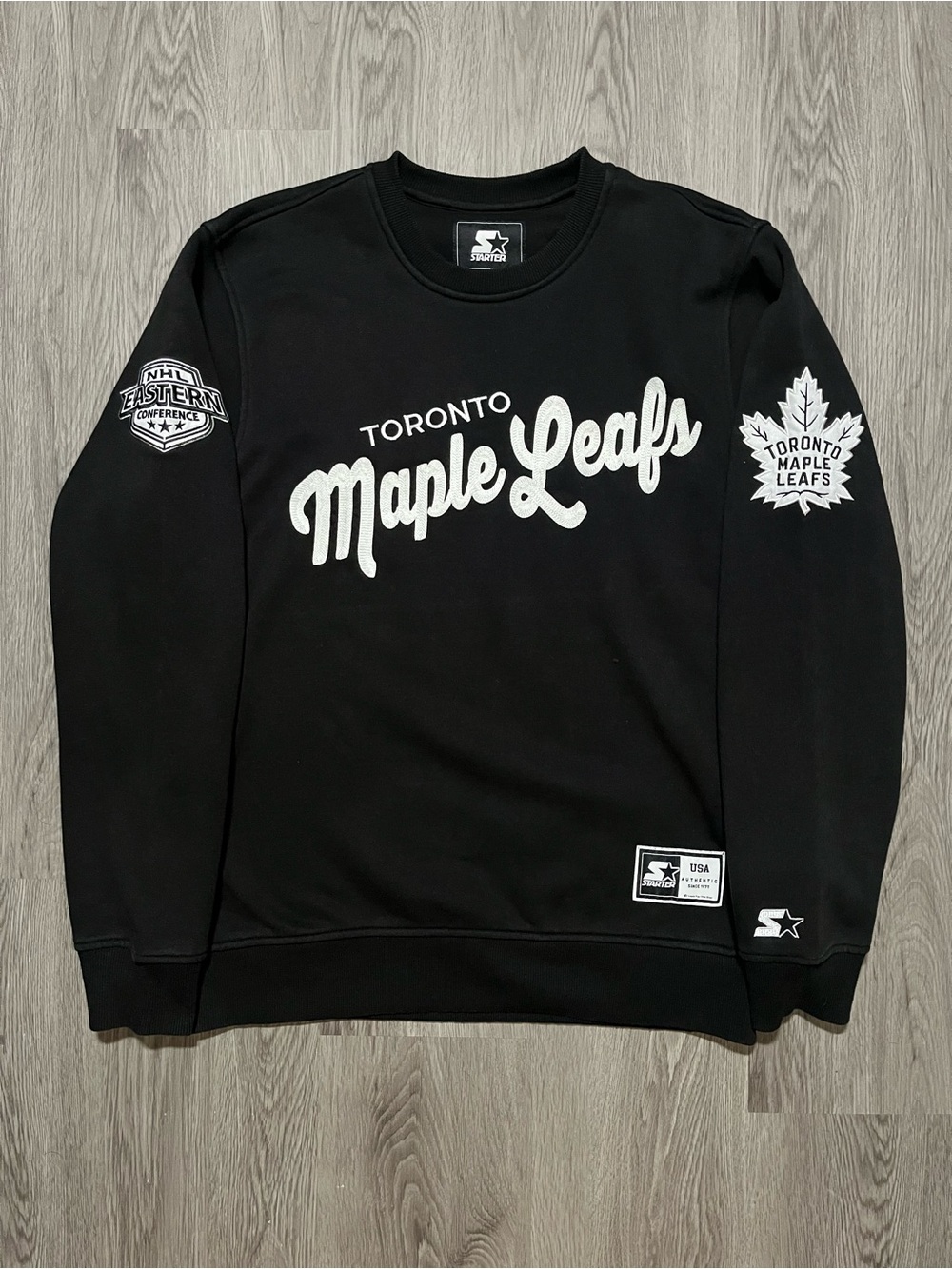 STARTER Toronto Maple Leafs NHL hockey crewneck sweater men’s medium 
